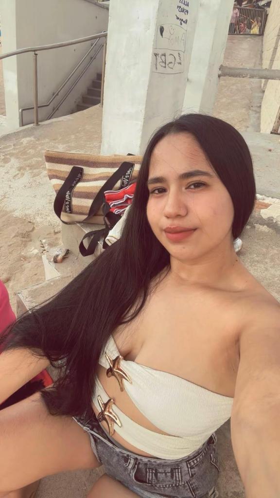 Chica busca chico en Almería: 