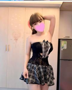 612222312: Chica busca chico en Barcelona