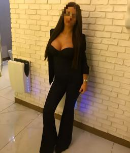 611223267: Chica busca chico en Madrid