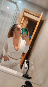613413284: Chica busca chico en Valencia