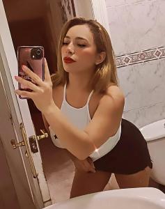 613413284: Chica busca chico en Valencia