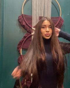 644730088: Chica busca chico en Madrid