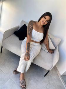 699387190: Chica busca chico en Cádiz