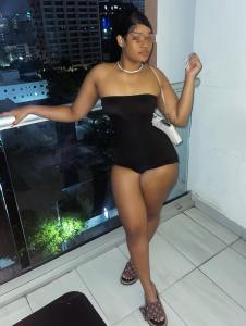 610173828: Chica busca chico en La Coruña