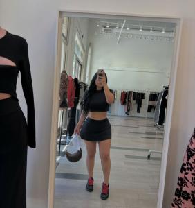 667203284: Chica busca chico en Cádiz