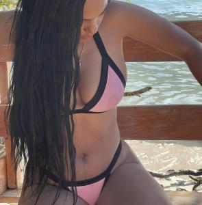 613489409: Chica busca chico en Cáceres