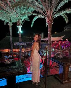 643512875: Chica busca chico en Cantabria