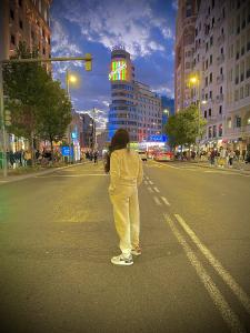 613827426: Chica busca chico en Madrid
