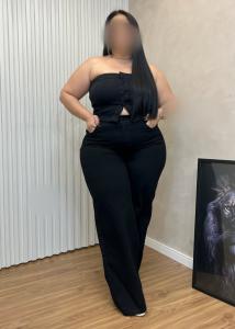 614483301: Chica busca chico en Barcelona