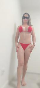 653980398: Chica busca chico en Orense