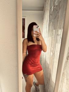 624034467: Chica busca chico en Granada
