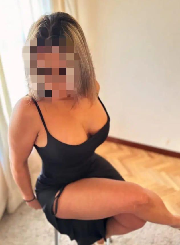Chica busca chico en Cádiz: 