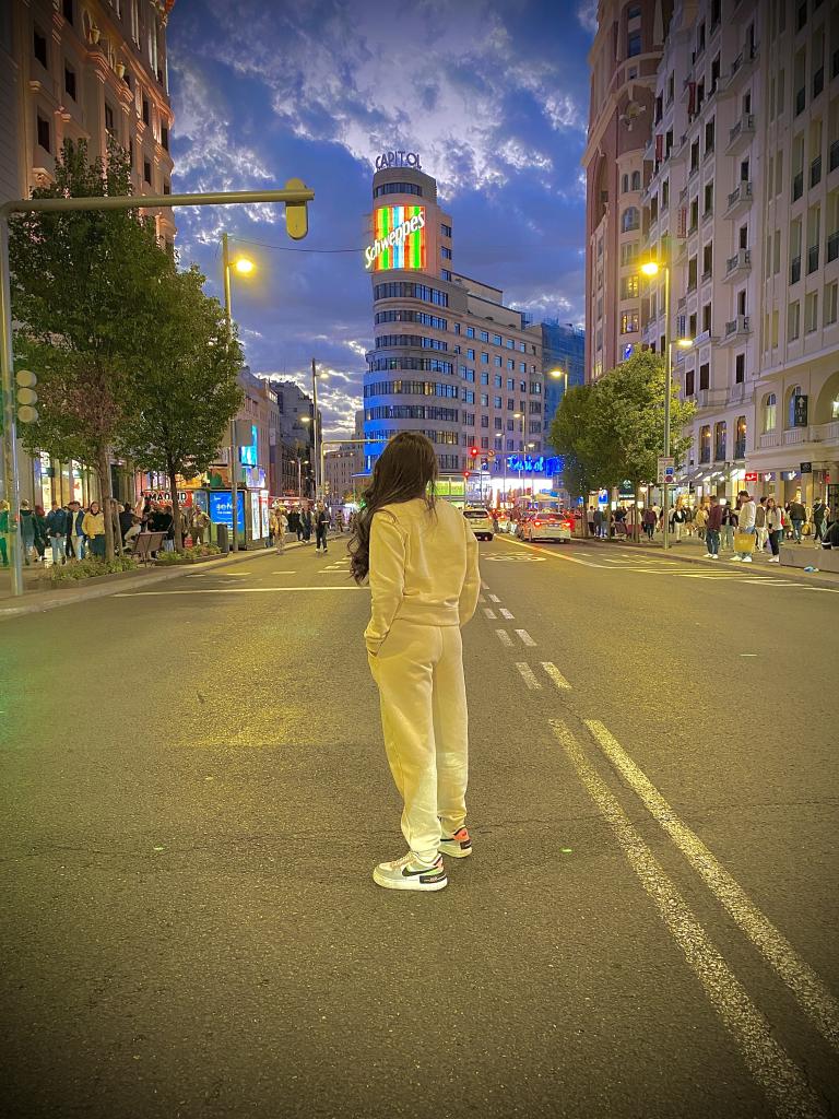 Chica busca chico en Madrid: 