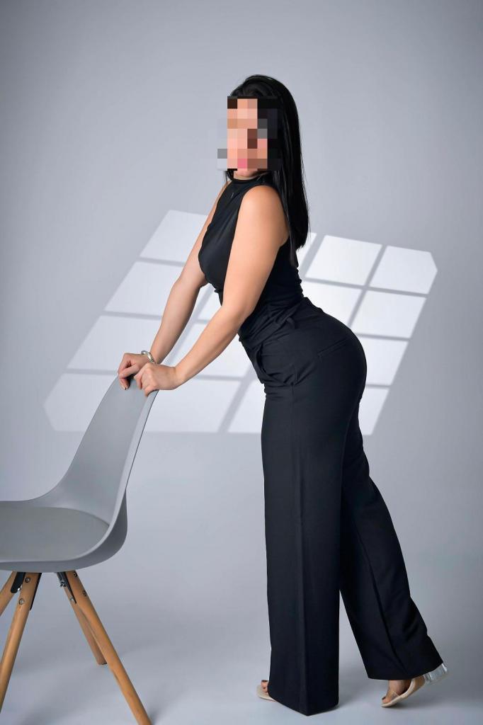 Chica busca chico en Alicante: 