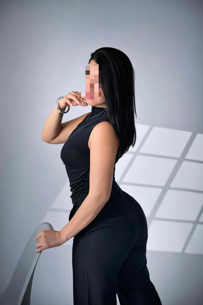 Chica busca chico en Alicante: 