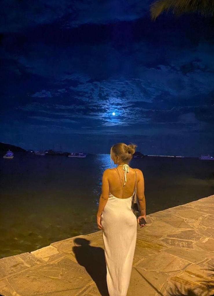 Chica busca chico en Alicante: 