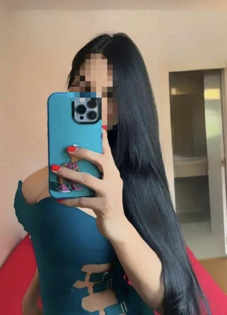 Chica busca chico en Huelva: Chica busca chico