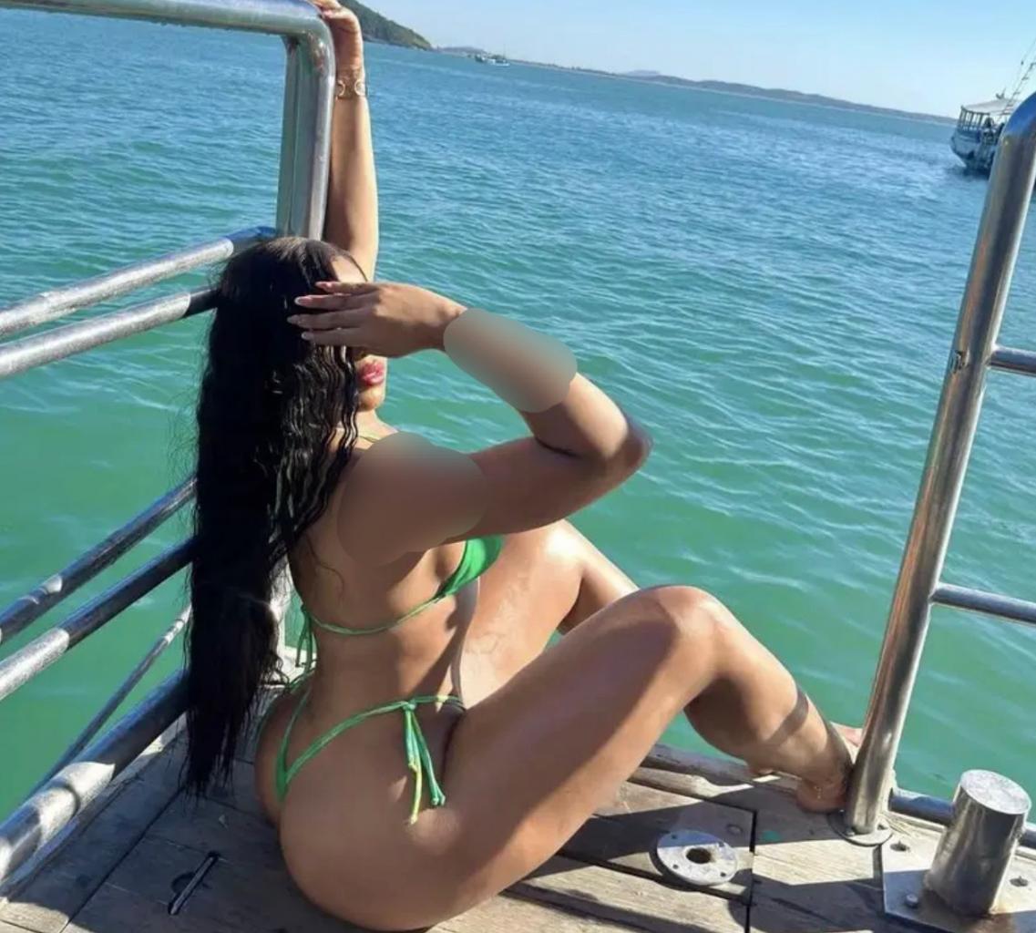Chica busca chico en Almería: 
