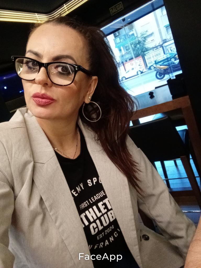 Chica busca chico en Murcia: 