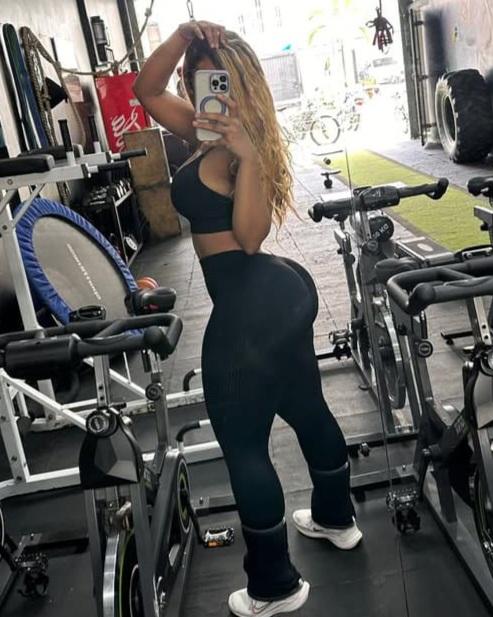 Chica busca chico en Cádiz: 