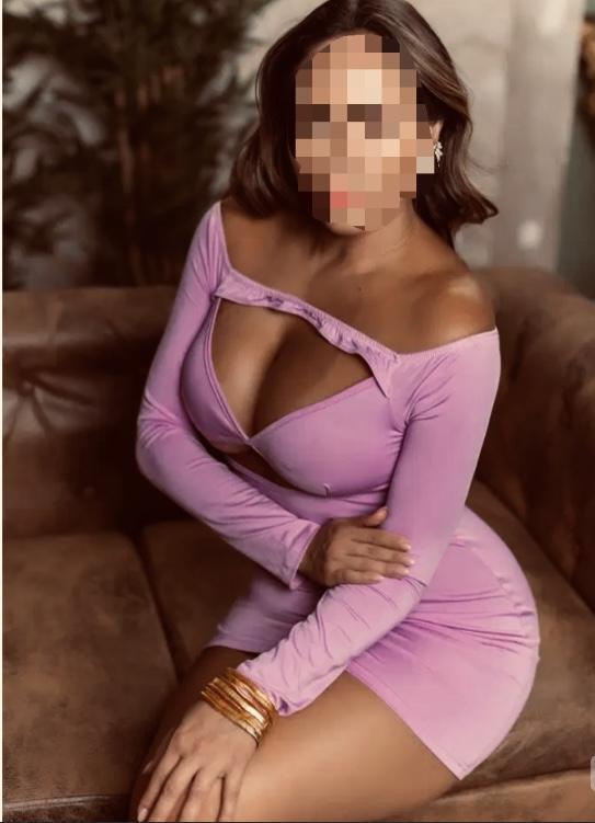 Chica busca chico en Huelva: 