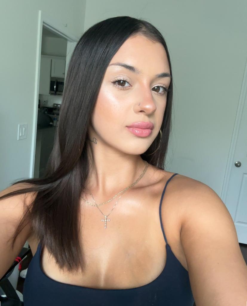 Chica busca chico en Alicante: Chica busca chico