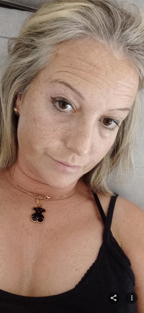 603154342: Chica busca chico en Vizcaya
