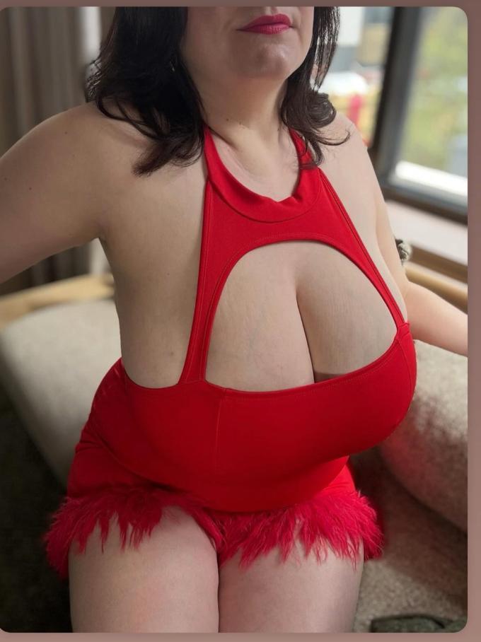 Chica busca chico en Cádiz: 