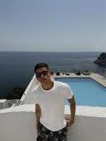 699857616: Chico busca chica en Madrid
