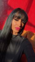 614673941: Chica busca chico en Madrid