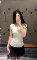 667559399: Chica busca chico en Barcelona