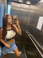 631652765: Chica busca chico en Barcelona