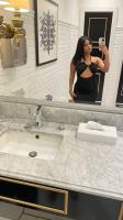 742058681: Chica busca chico en Sevilla