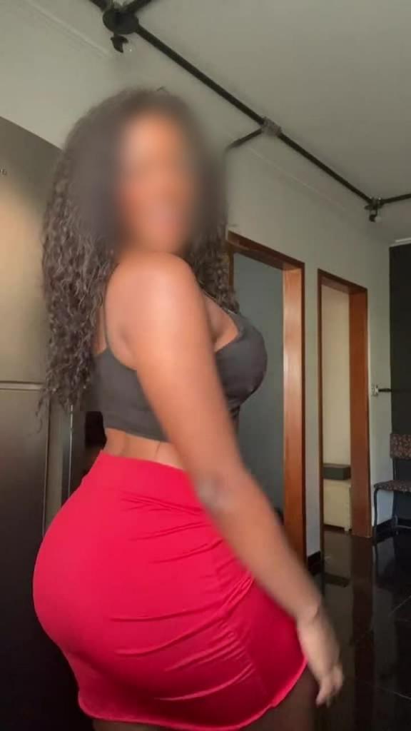 Chica busca chico en Pontevedra: 