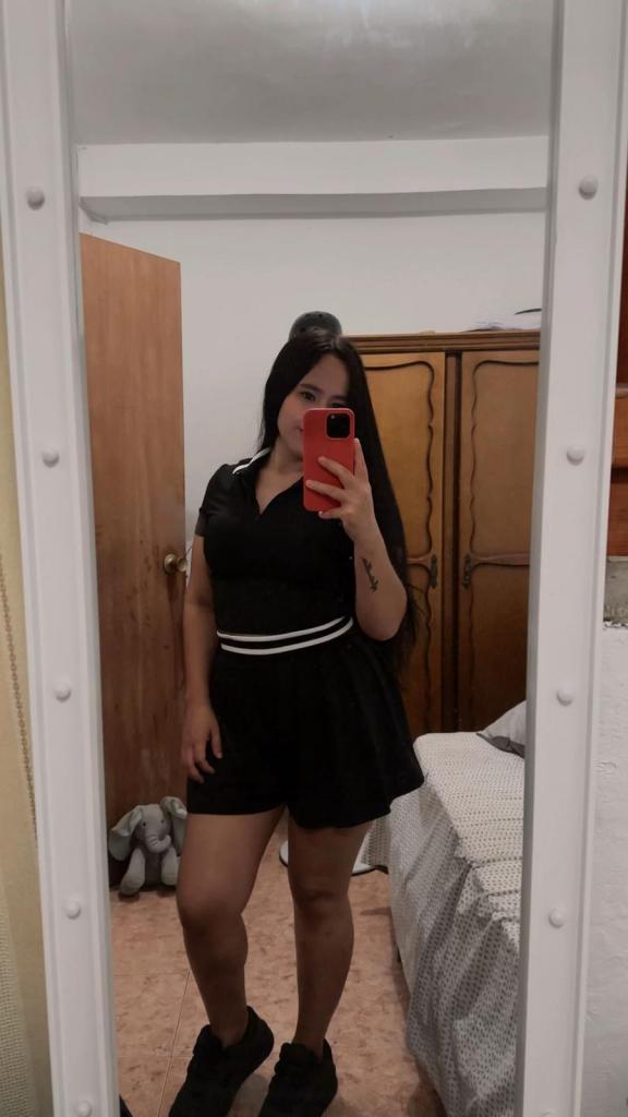 Chica busca chico en Almería: 