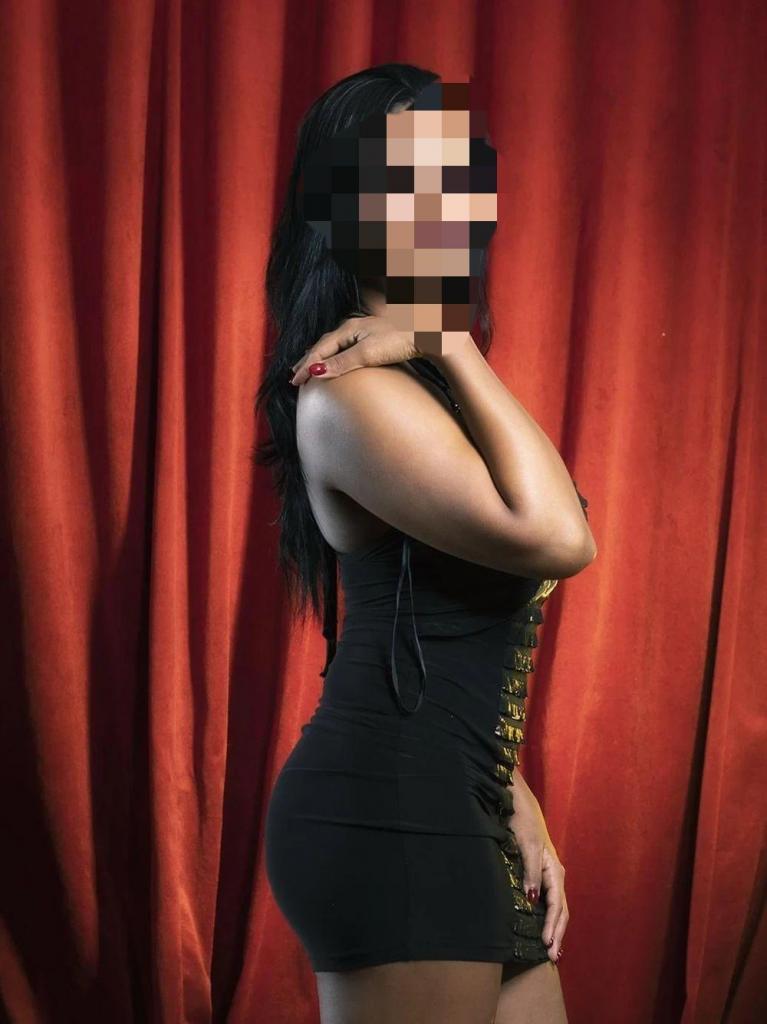Chica busca chico en Barcelona: 