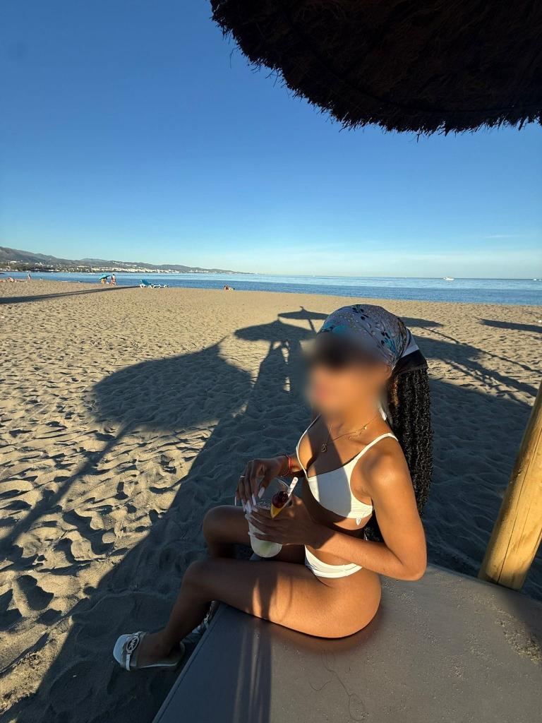 Chica busca chico en Gerona: 