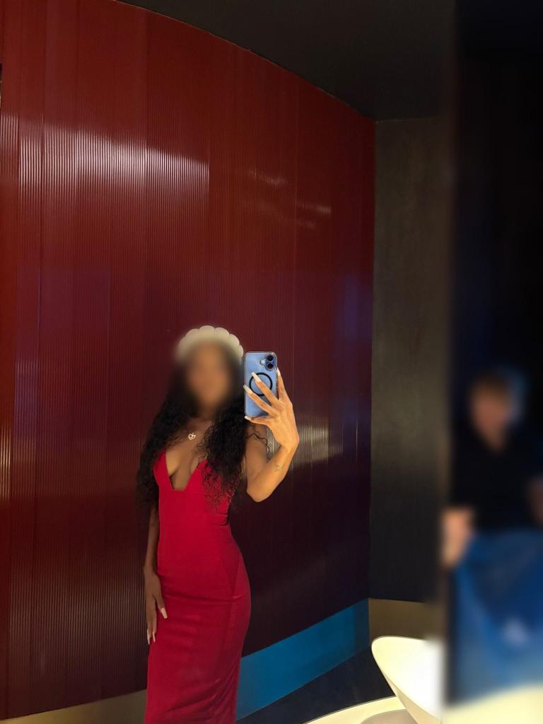 Chica busca chico en Gerona: 