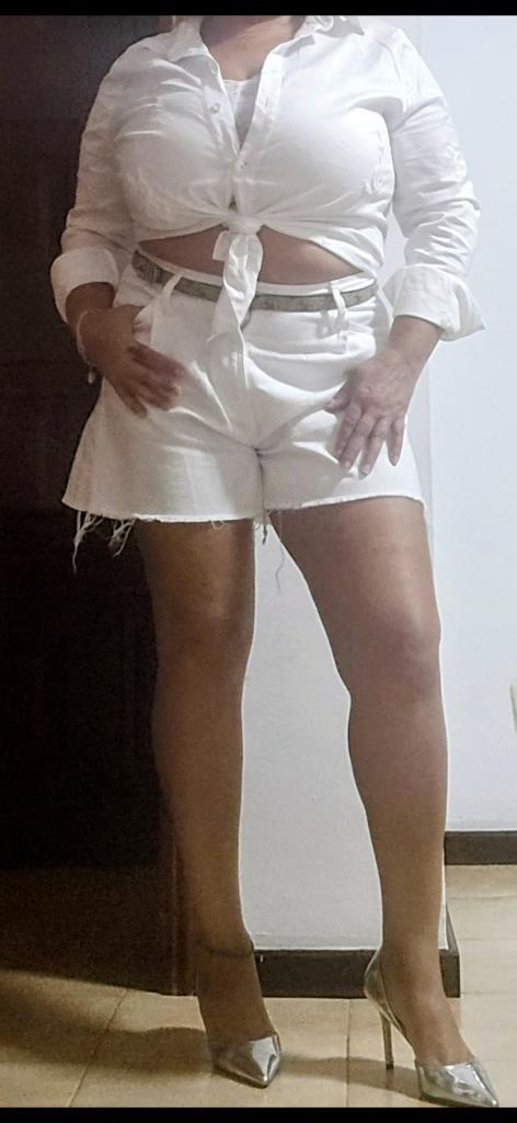 Chica busca chico en Tenerife: 