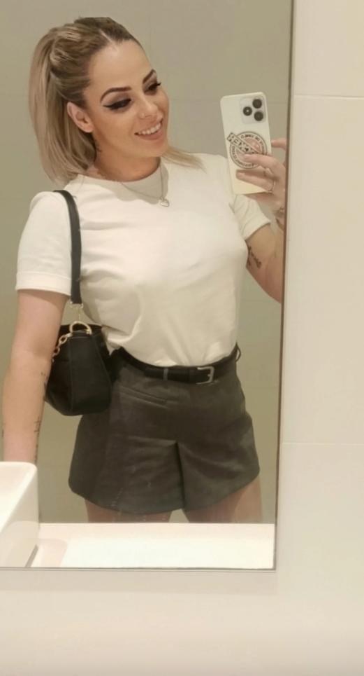 Chica busca chico en Tenerife: 