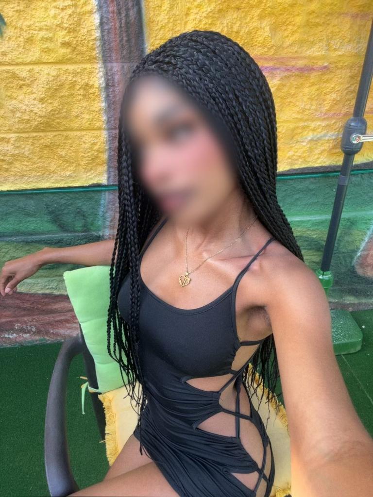 Chica busca chico en Gerona: 