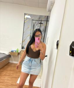 Chica busca chico en Sevilla: 
