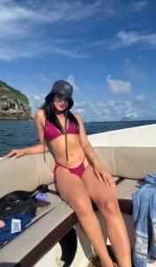 Chica busca chico en Cádiz: 