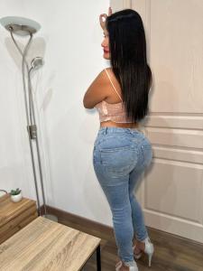 Chica busca chico en Tenerife: 