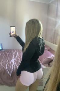 Chica busca chico en Sevilla: 