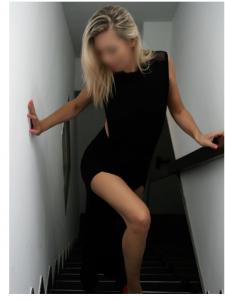 Chica busca chico en Sevilla: 