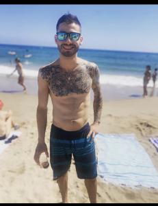 Chico busca chica en Barcelona: 
