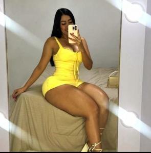 697974485: Chica busca chico en Cádiz