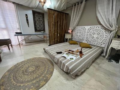 623385446: Chica busca chico en Las Palmas