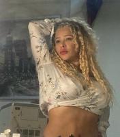 605780768: Chica busca chico en Guipúzcoa